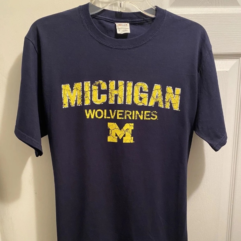 University of Michigan WOLVERINES Rivalry Threads & Distressed style Logo Tee